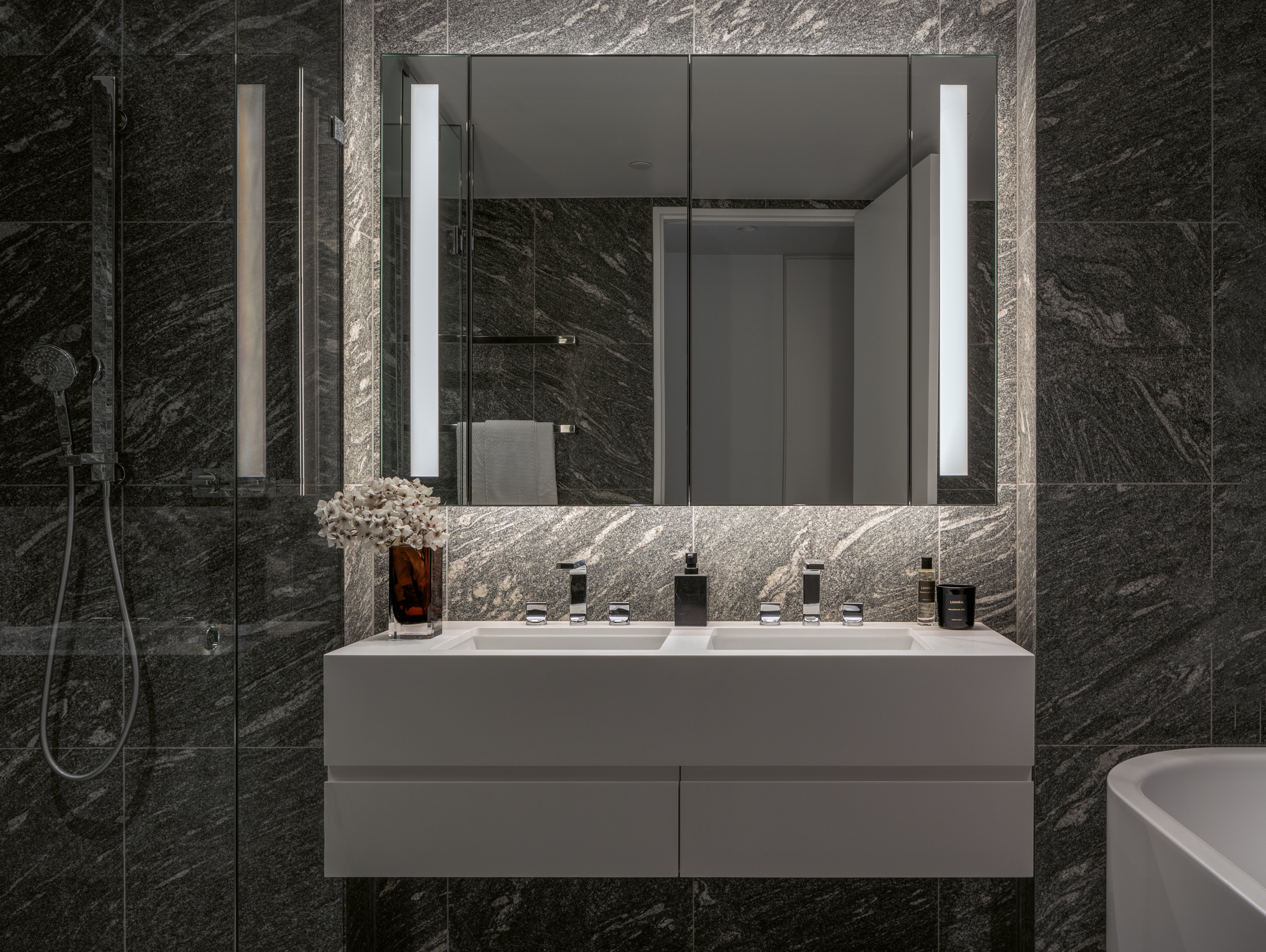 2024-08-08_OSH_9th Floor 3 Bedroom Apt_437-Edit-Edit.jpg